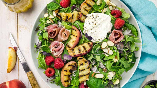 honey-recipe-peach-mozzarella-salad